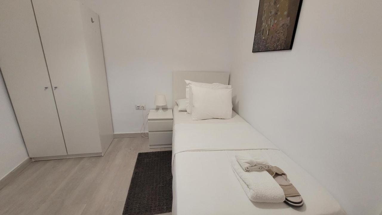 Apartaments B O D Collblanc L'Hospitalet de Llobregat Exteriér fotografie